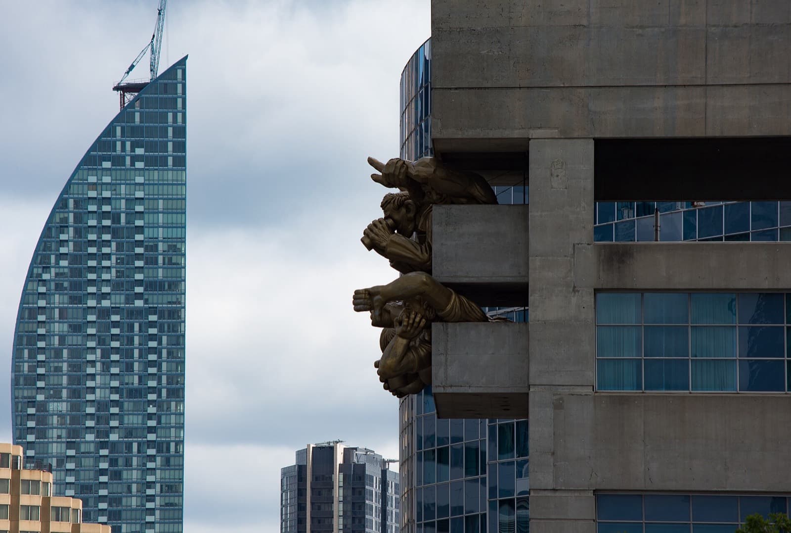 L Tower in the downtown Toronto skyline